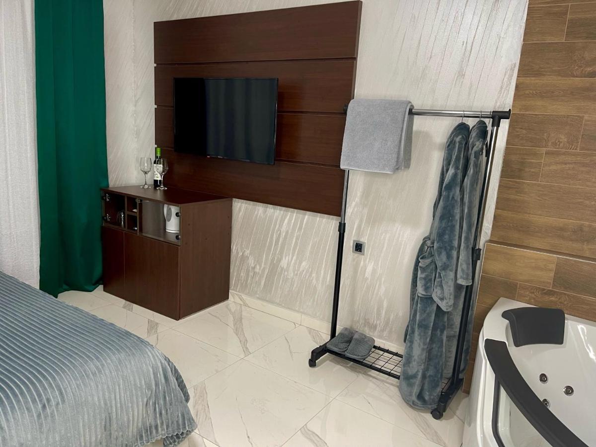 Pink House Apartments Jagodina Ngoại thất bức ảnh